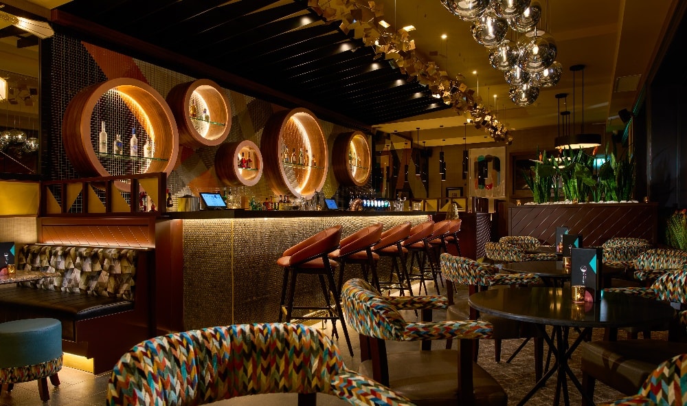 Arthaus Hotel Laszlo's Bar & Restaurant