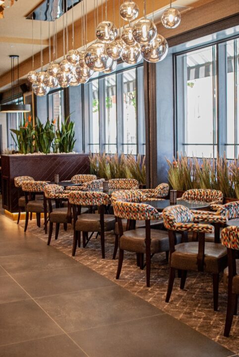 Arthaus Hotel Laszlo's Bar & Restaurant